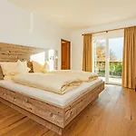 Luxus Ferienhaus Salzburg Chalet Mit Pool, Sauna, Whirlpool, Kamin Grossgmain