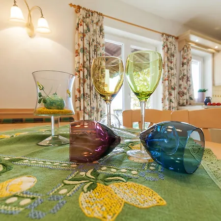 Hébergement de vacances Luxus Salzburg Mit Pool, Sauna, Whirlpool, Kamin