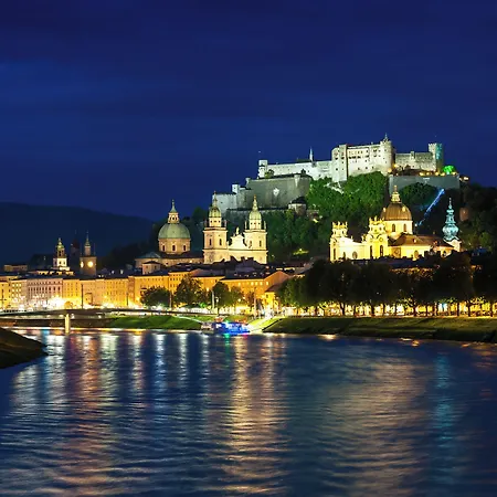 Luxus Salzburg Mit Pool, Sauna, Whirlpool, Kamin *